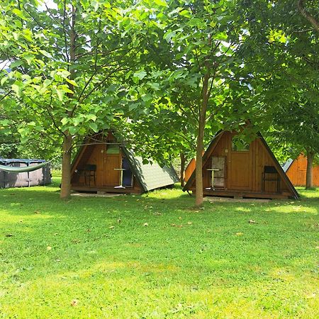 فندق Glamping Hiske Petrin تولمين المظهر الخارجي الصورة